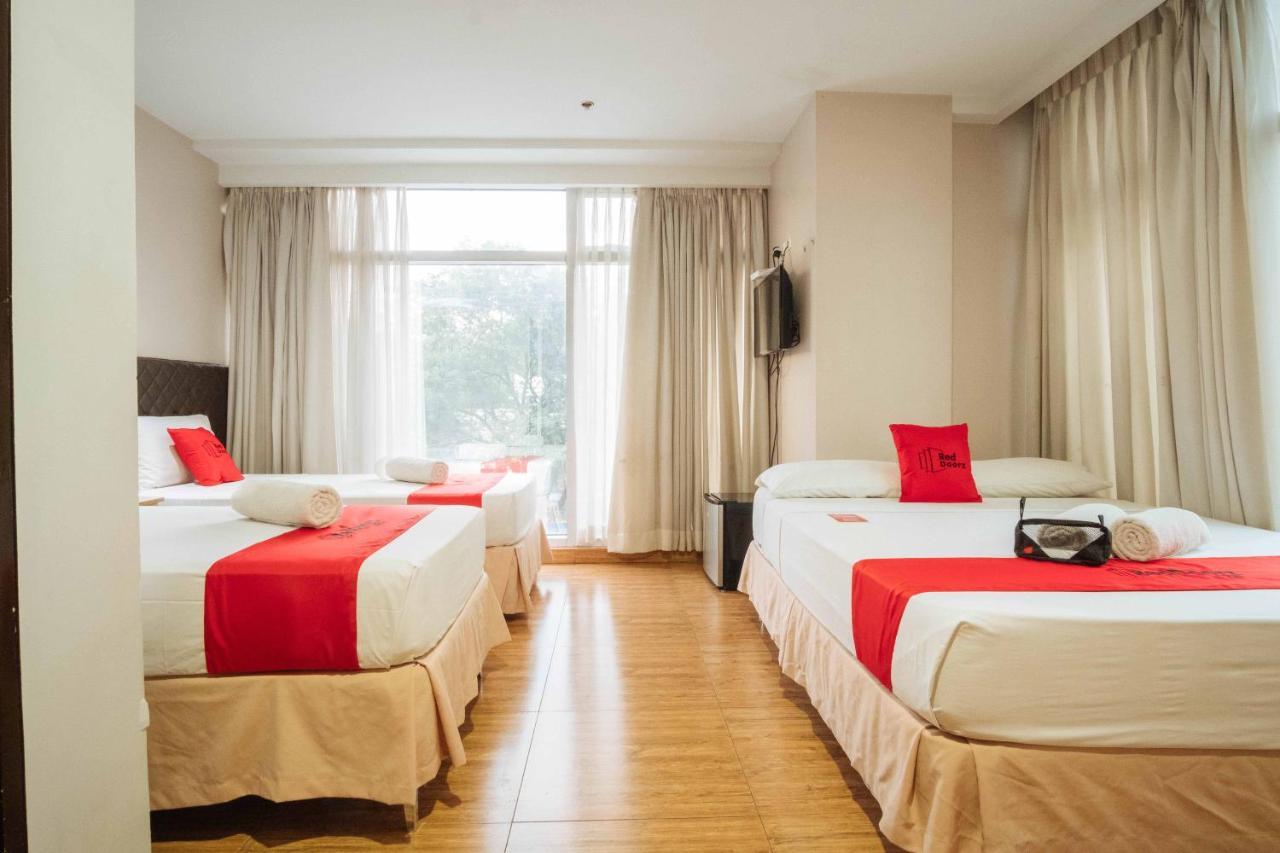 Reddoorz Plus Near Cebu Capitol Eksteriør bilde